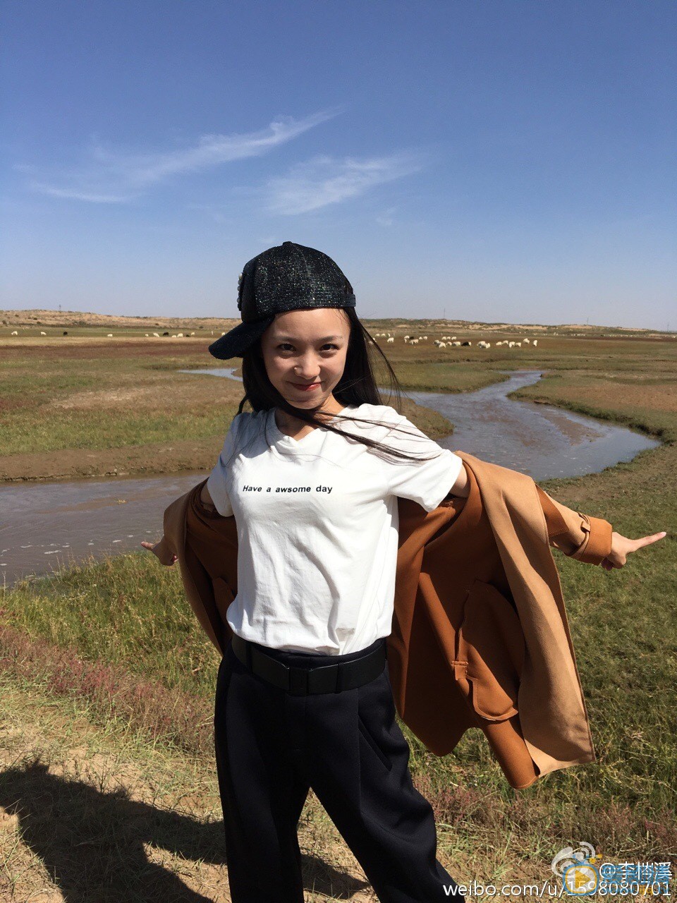 李梣溪旅行街拍 李梣溪高清写真_李梣溪高清剧照