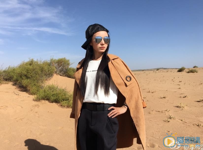 李梣溪旅行街拍 李梣溪高清写真_李梣溪高清剧照