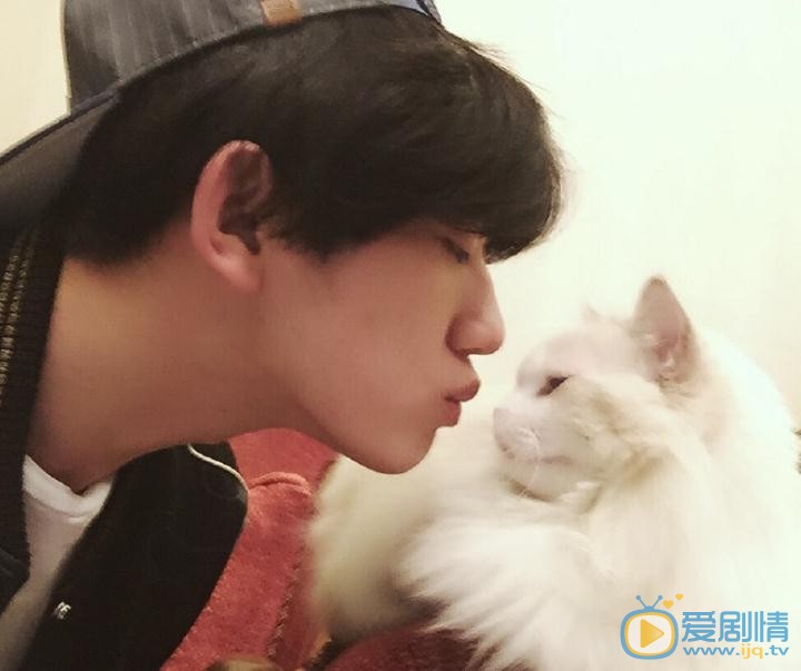 吕鹏生活照 吕鹏高清写真_吕鹏高清剧照