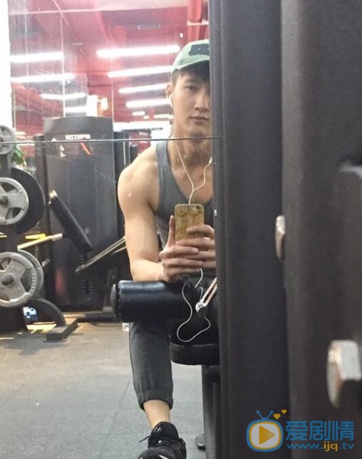 贾司特健身照 贾司特高清写真_贾司特高清剧照