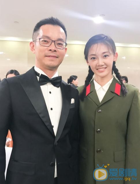 苗苗《芳华》宣传照 苗苗高清写真_苗苗高清剧照