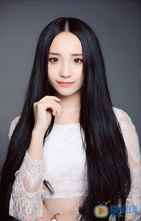 刘佳榆个人资料简介  刘佳榆个人经历及家庭背景介绍 刘佳榆写真图片照