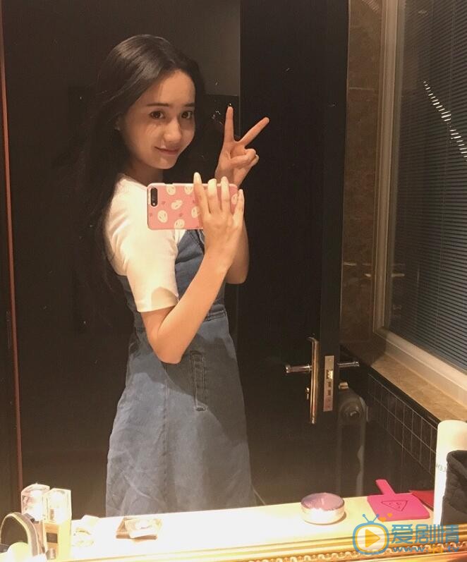 刘佳榆生活照 刘佳榆高清写真_刘佳榆高清剧照