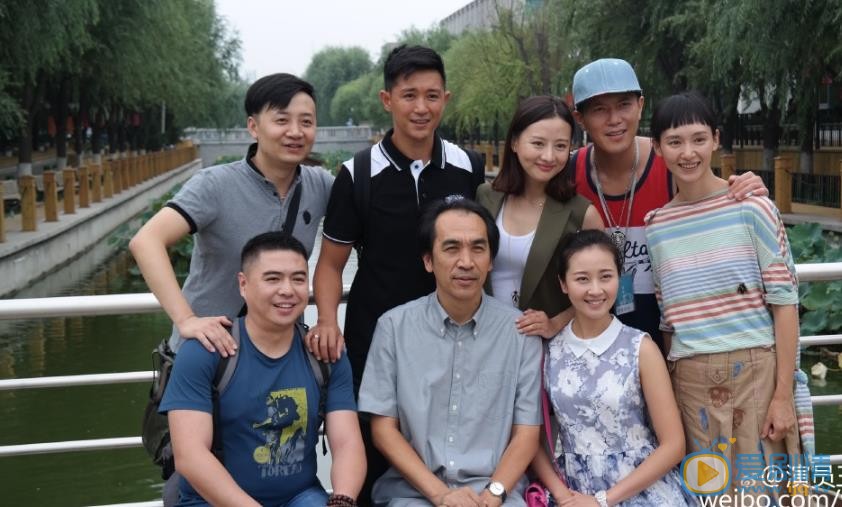 王靖云同学合照 王靖云高清写真_王靖云高清剧照