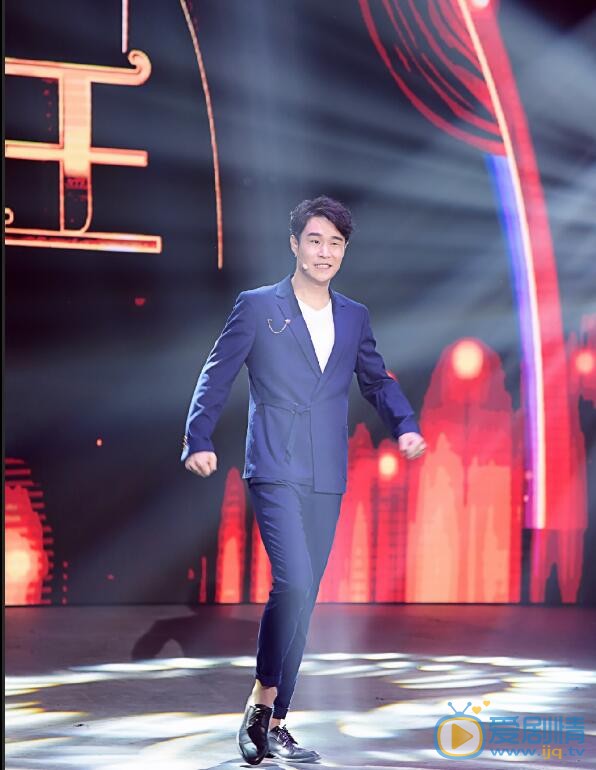 小沈阳演出照 小沈阳高清写真_小沈阳高清剧照
