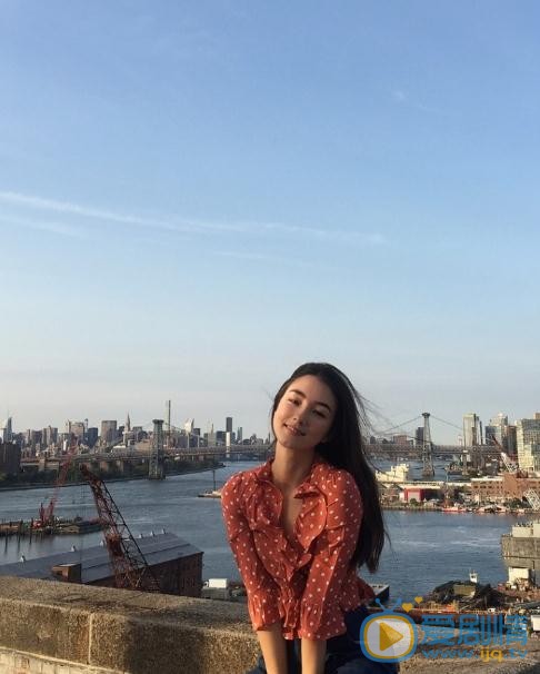 刘承羽生活照 刘承羽高清写真_刘承羽高清剧照