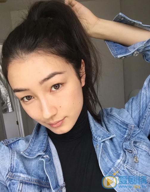 刘承羽生活照 刘承羽高清写真_刘承羽高清剧照
