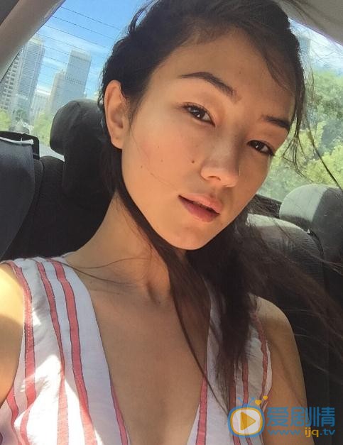 刘承羽生活照 刘承羽高清写真_刘承羽高清剧照