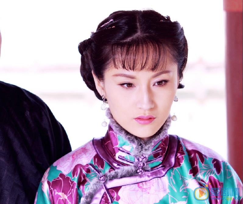 蓝心妍《大管家》剧照 蓝心妍高清写真_蓝心妍高清剧照