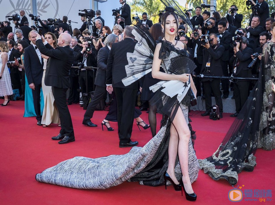 蓝心妍走红毯照 蓝心妍高清写真_蓝心妍高清剧照