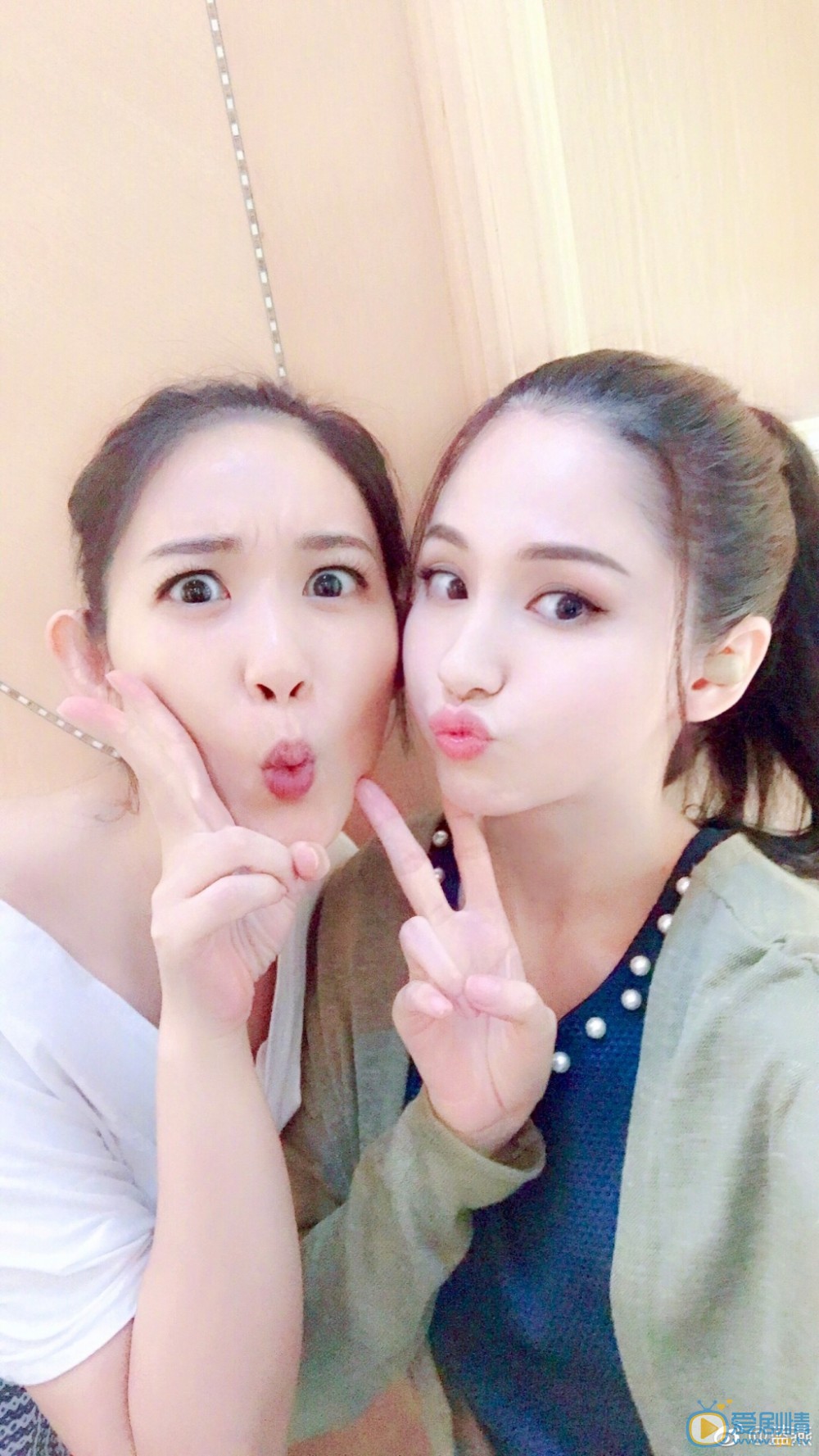 蓝心妍卖萌照 蓝心妍高清写真_蓝心妍高清剧照