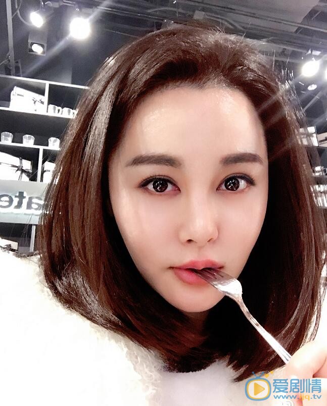 王冕生活照 王冕高清写真_王冕高清剧照