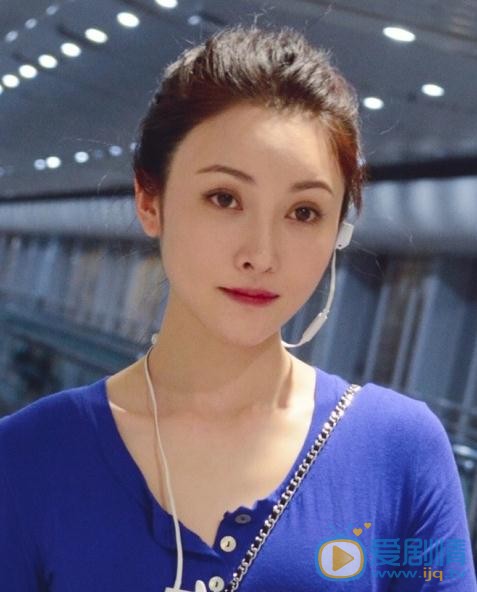 管乐机场照 管乐高清写真_管乐高清剧照