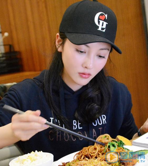 管乐生活照 管乐高清写真_管乐高清剧照