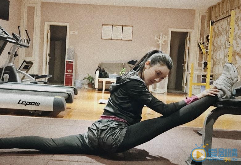 管乐健身照 管乐高清写真_管乐高清剧照