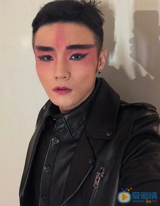 李荣浩生活照 李荣浩高清写真_李荣浩高清剧照