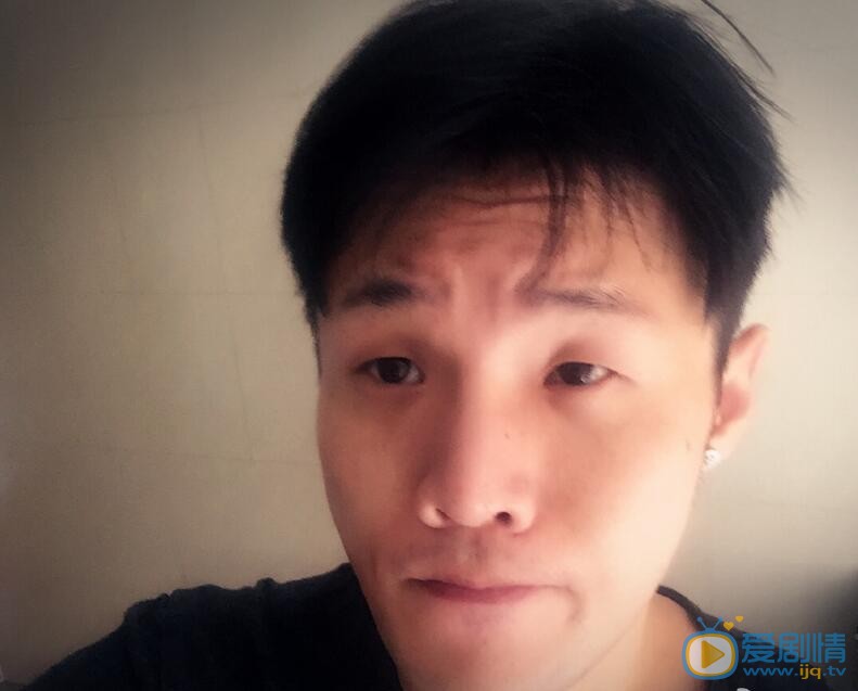 李荣浩生活照 李荣浩高清写真_李荣浩高清剧照