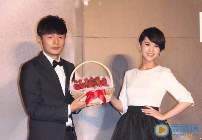 李荣浩女友杨丞琳 李荣浩高清写真_李荣浩高清剧照