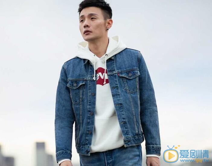 李荣浩街拍写真 李荣浩高清写真_李荣浩高清剧照