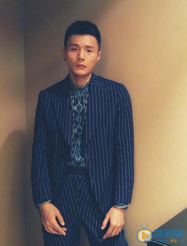 杨丞琳男友李荣浩 杨丞琳高清写真_杨丞琳高清剧照