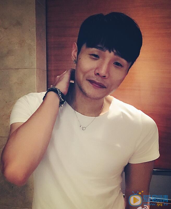 杨丞琳男友李荣浩 杨丞琳高清写真_杨丞琳高清剧照
