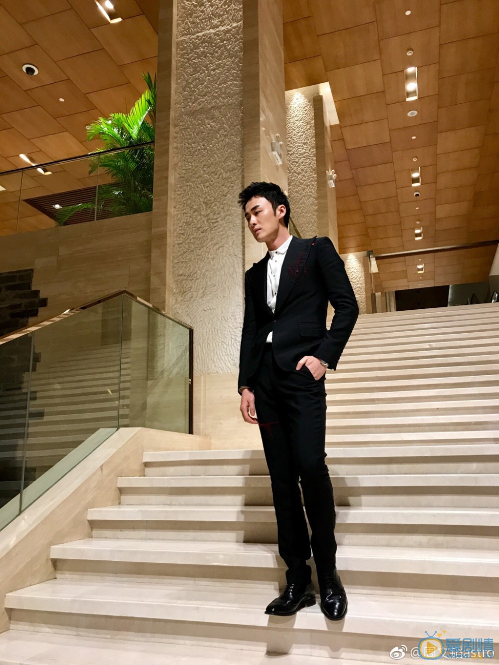 周文韬帅气写真照 周文韬高清写真_周文韬高清剧照