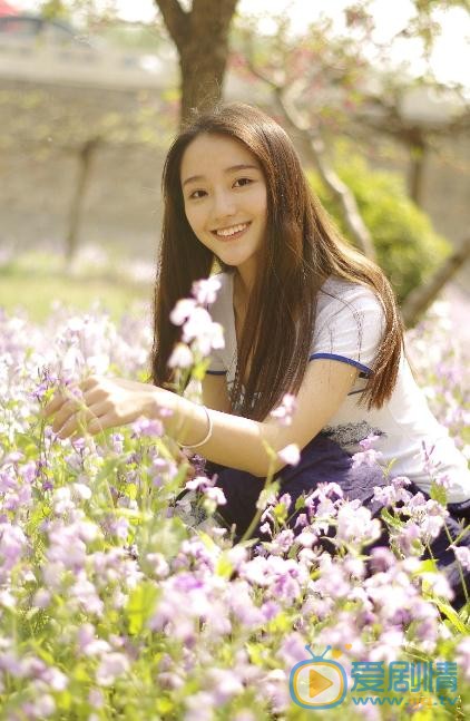 肖燕花儿写真 肖燕高清写真_肖燕高清剧照