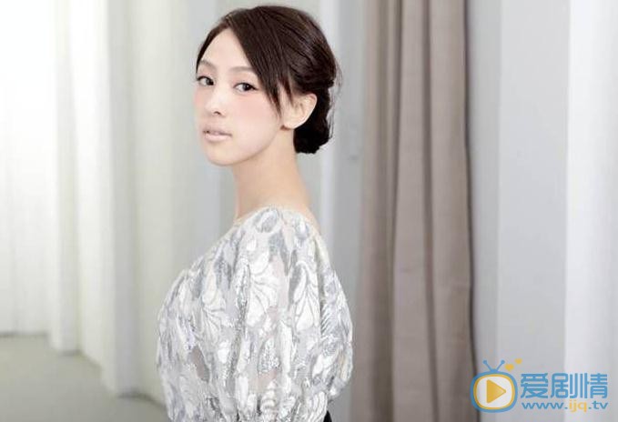 袁晓旭时尚写真 袁晓旭高清写真_袁晓旭高清剧照