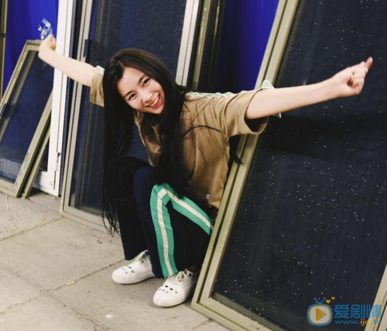 郑舒环休闲写真 郑舒环高清写真_郑舒环高清剧照