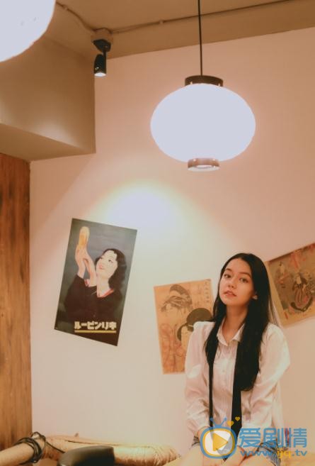 李诗颖夜色街拍 李诗颖高清写真_李诗颖高清剧照