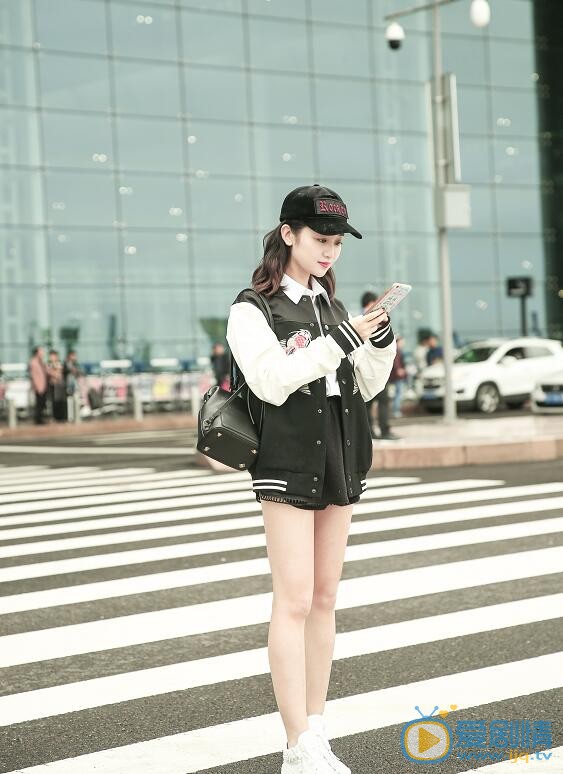 语桐街拍写真 语桐高清写真_语桐高清剧照