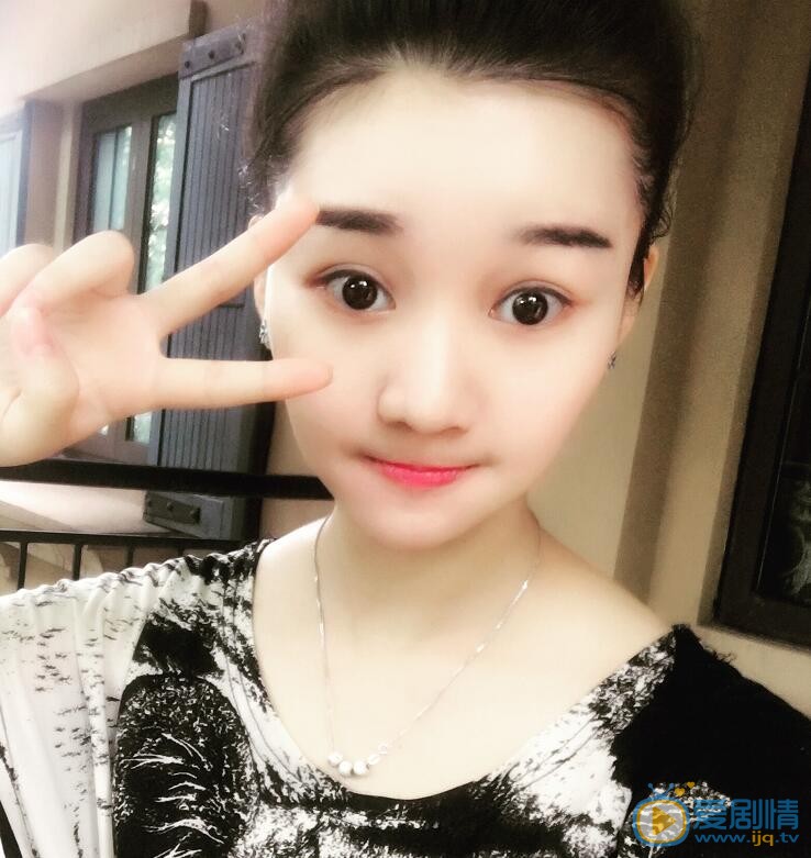 语桐生活照 语桐高清写真_语桐高清剧照