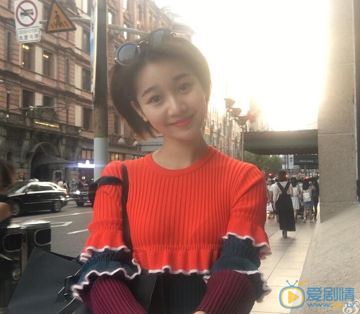 语桐生活照 语桐高清写真_语桐高清剧照