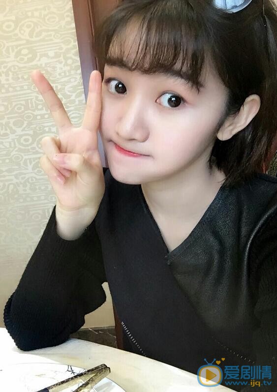 语桐生活照 语桐高清写真_语桐高清剧照