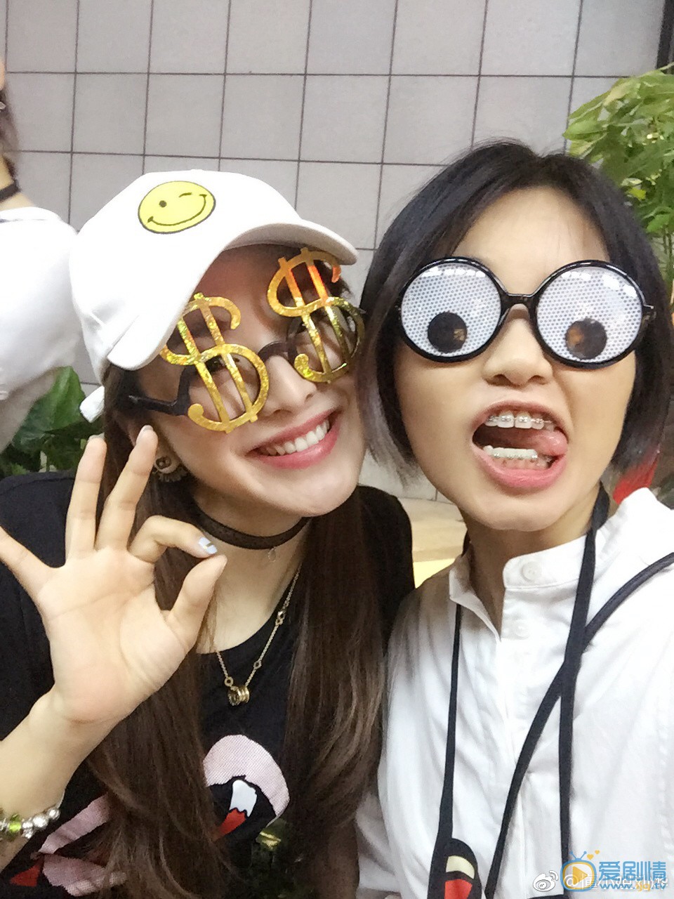 刘烨卖萌照 刘烨高清写真_刘烨高清剧照