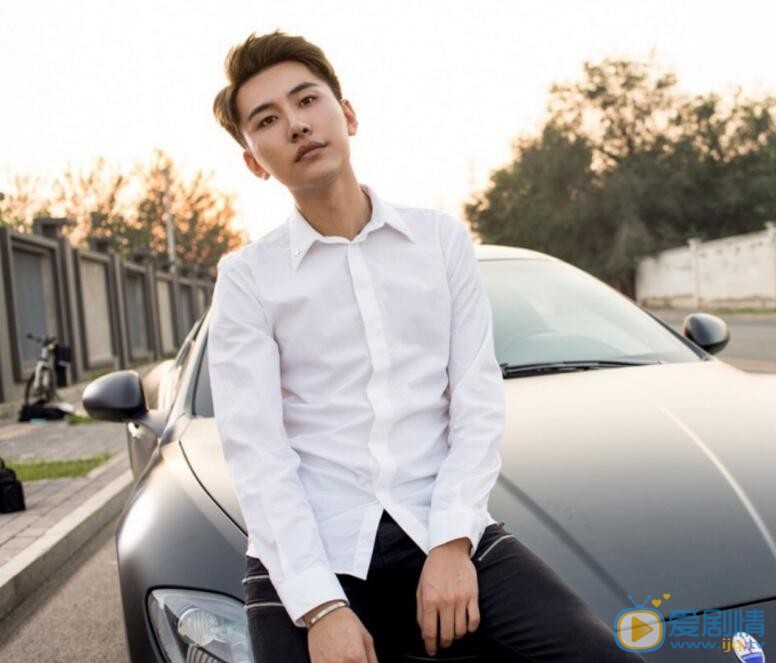 李洋名写真 李洋名高清写真_李洋名高清剧照
