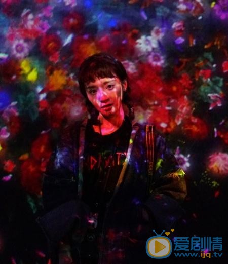 张颖冰炫彩写真 张颖冰高清写真_张颖冰高清剧照