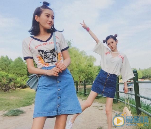 张颖冰朋友合照 张颖冰高清写真_张颖冰高清剧照