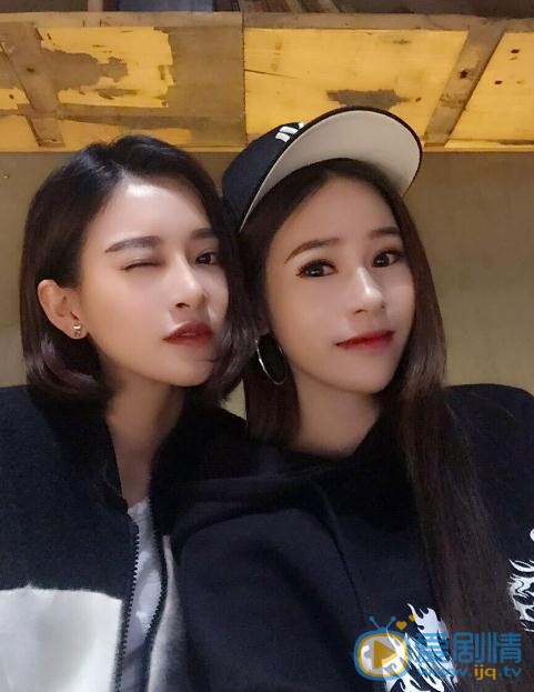 张颖冰朋友合照 张颖冰高清写真_张颖冰高清剧照
