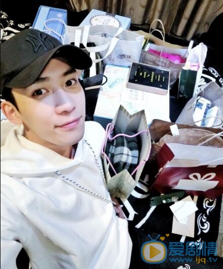 薛翔匀生活照写真 薛翔匀高清写真_薛翔匀高清剧照