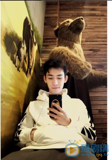 薛翔匀生活照写真 薛翔匀高清写真_薛翔匀高清剧照