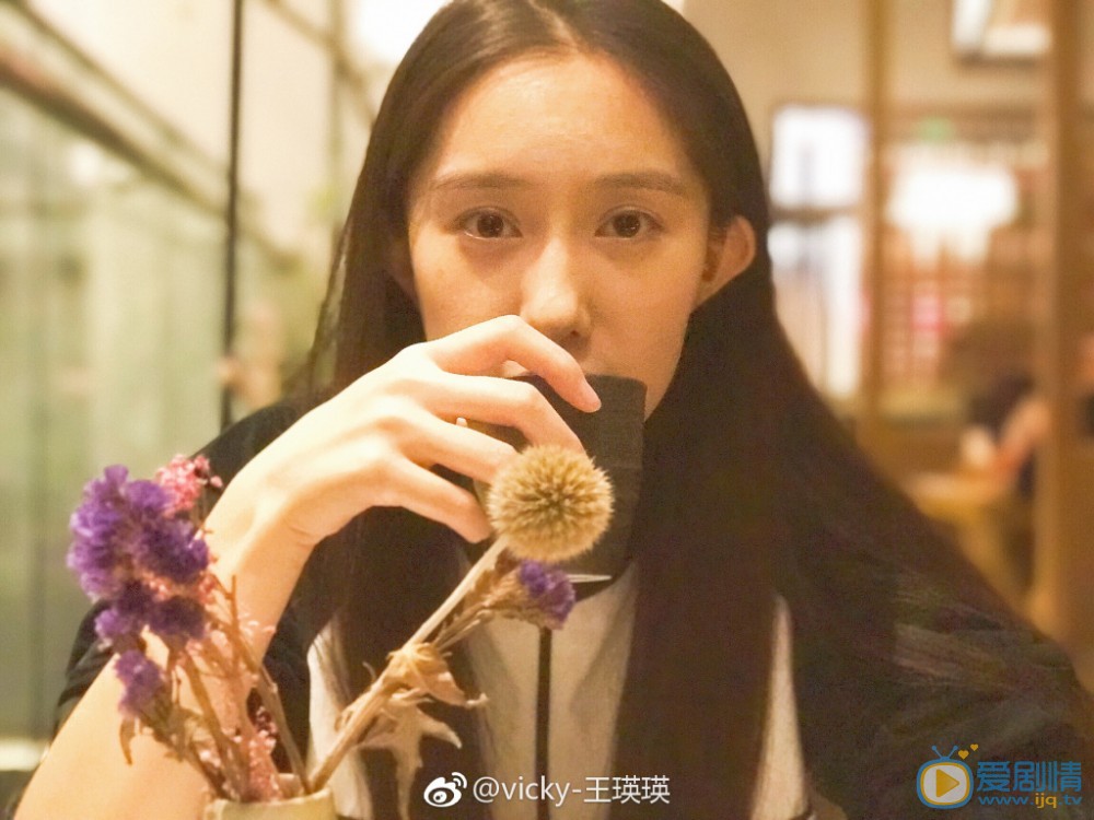 王瑛瑛旅行照 王瑛瑛高清写真_王瑛瑛高清剧照