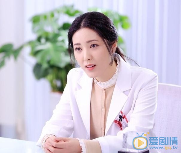儿科医生叶梅是谁演的？儿科医生叶梅扮演者曾黎个人资料、写真及生活照欣赏
