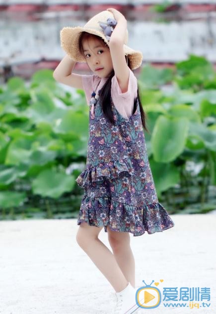 陈朵怡夏日写真 陈朵怡高清写真_陈朵怡高清剧照