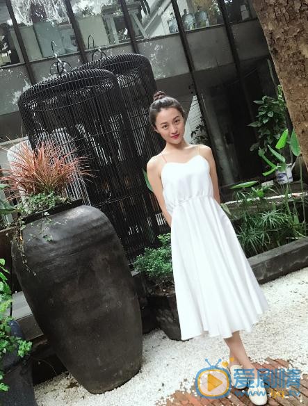 许瑶璇夏日街拍 许瑶璇高清写真_许瑶璇高清剧照