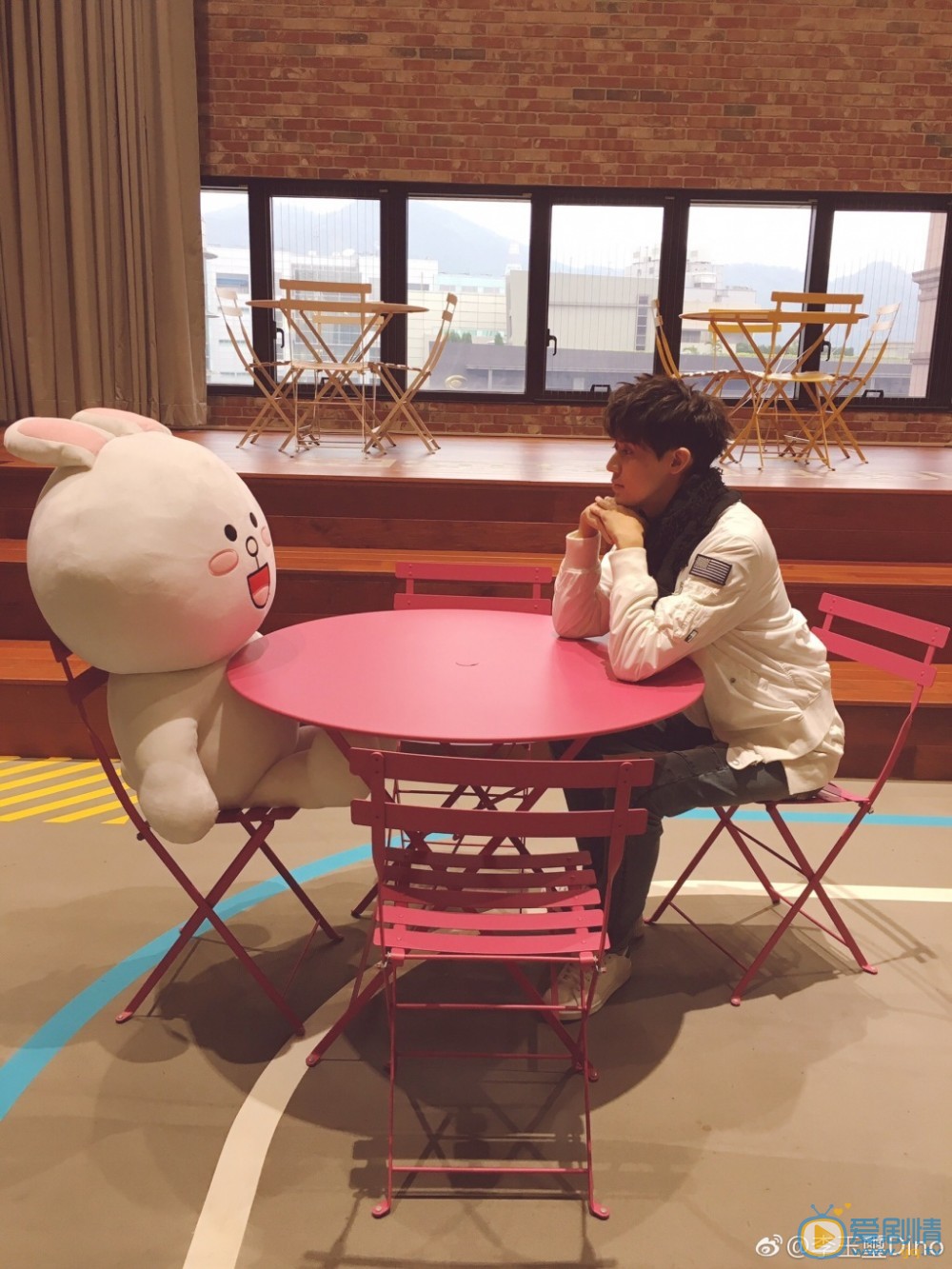 李玉玺片场照写真 李玉玺高清写真_李玉玺高清剧照