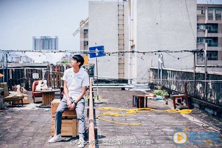 李玉玺街拍写真 李玉玺高清写真_李玉玺高清剧照
