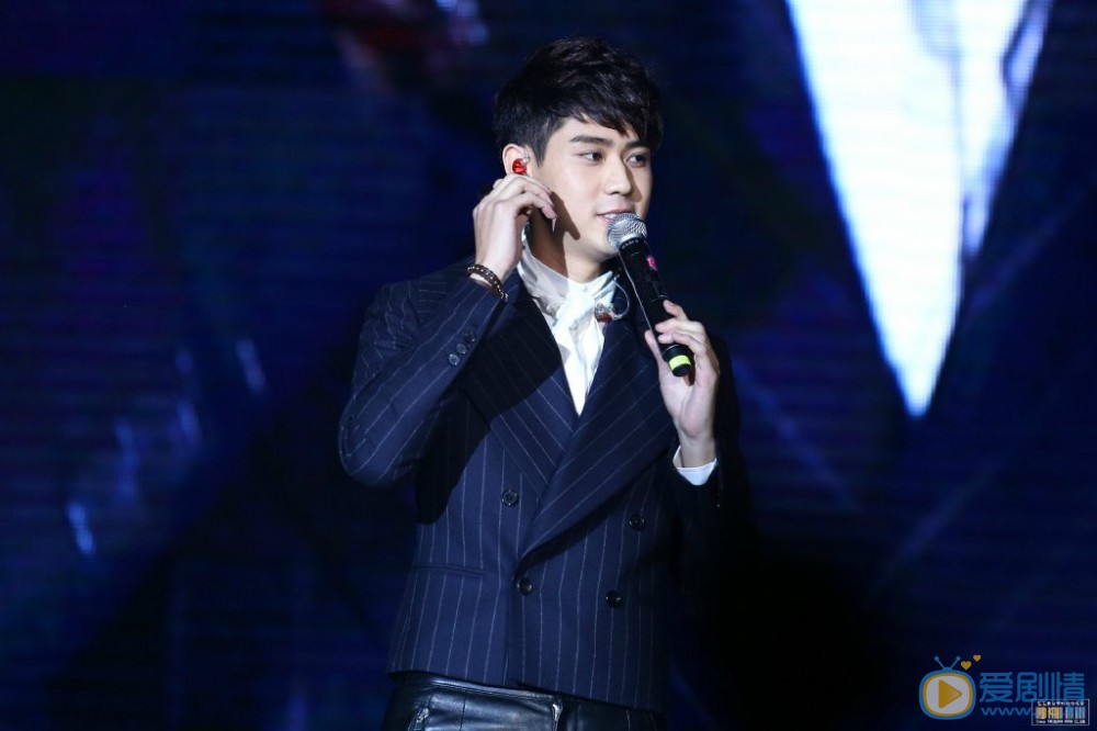 李玉玺演唱会写真 李玉玺高清写真_李玉玺高清剧照