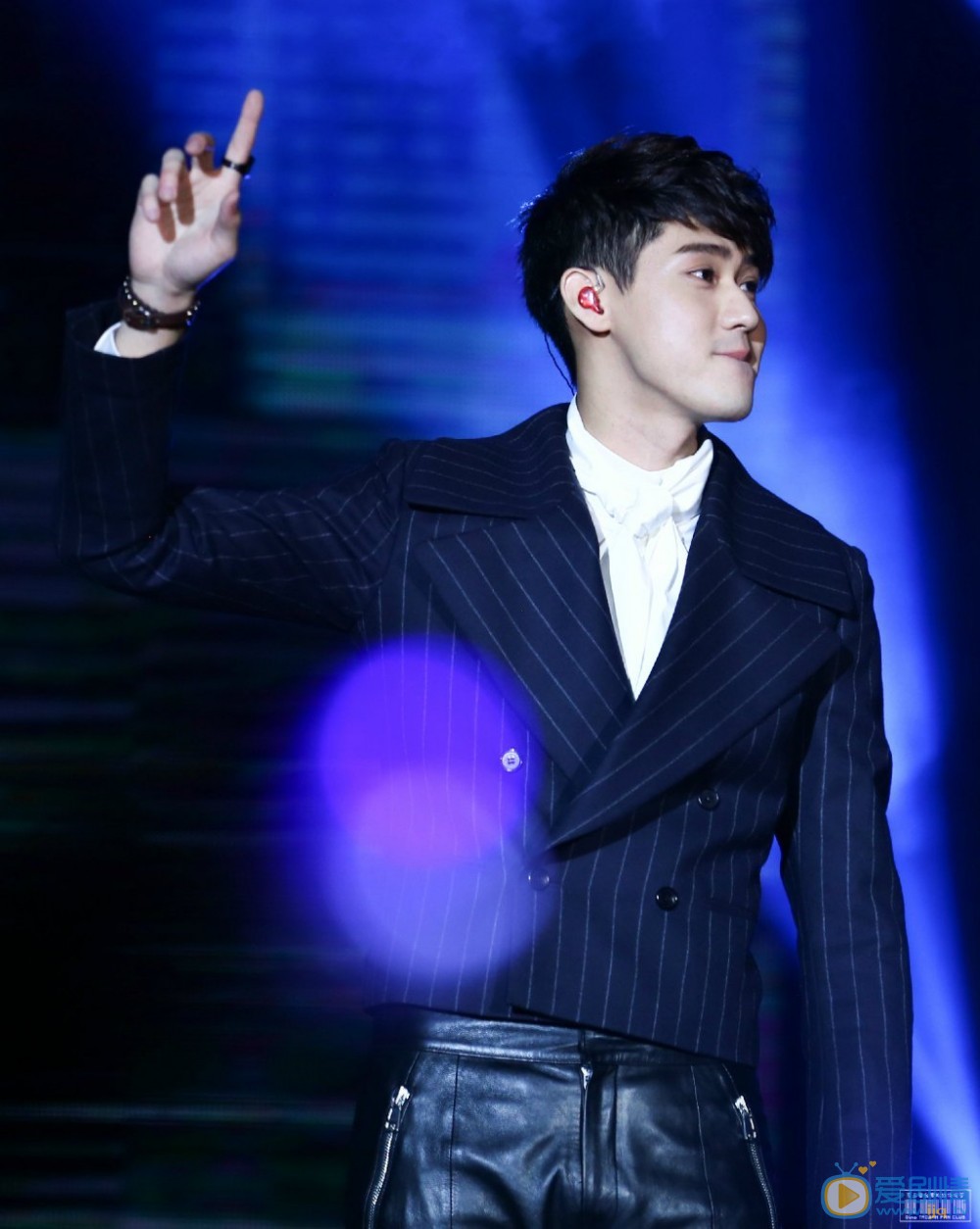 李玉玺演唱会写真 李玉玺高清写真_李玉玺高清剧照