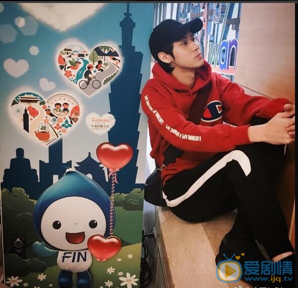 李玉玺街拍写真 李玉玺高清写真_李玉玺高清剧照